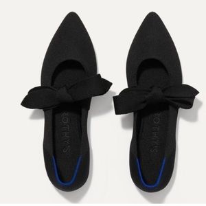 Black Mary Jane Rothy’s Size 11